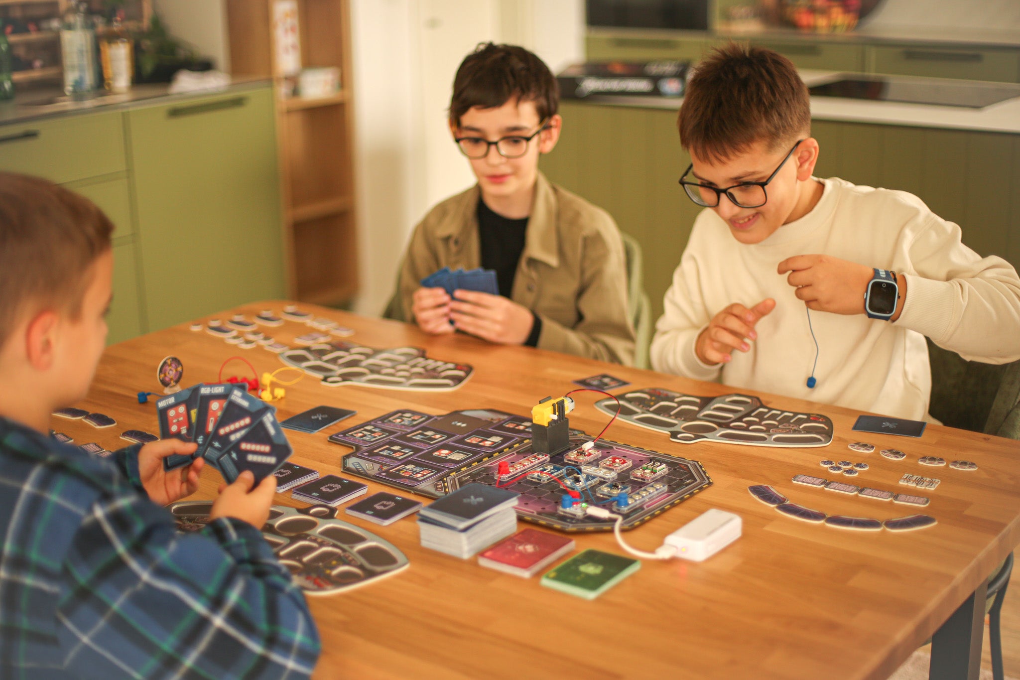 Reactor Rescue - The board game where you build real circuits